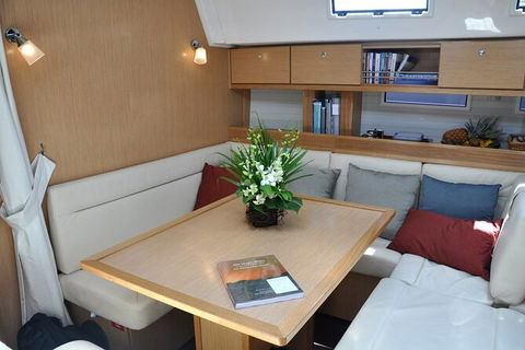 Sailing Curlew Escape On Moreton Bay - Tweed Heads Accommodation 14