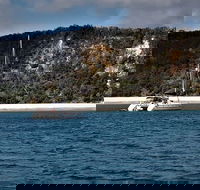 Bareboat Hire - Cattitude 7 nights - Tweed Heads Accommodation