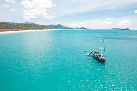 2 Night Whitsunday Islands Cruise On Atlantic Clipper From Airlie Beach - Tweed Heads Accommodation 0