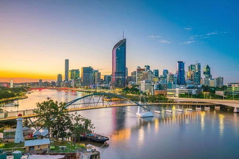 Brisbane Airport Transfers : Brisbane Airport BNE To Brisbane In Luxury Van - Tweed Heads Accommodation 5