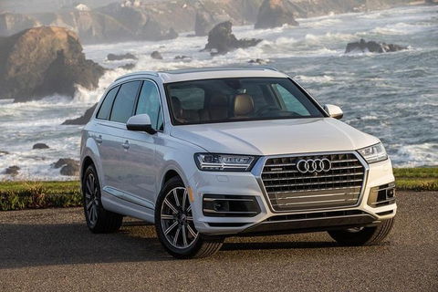 Audi Q7 SUV Melbourne Airport To CBD - Tweed Heads Accommodation 3