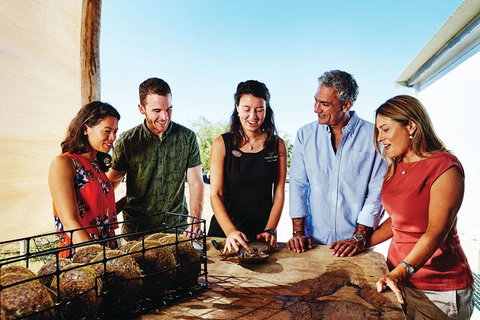 Cygnet Bay Explorer - Tweed Heads Accommodation 2