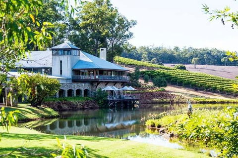 Romance Cruise + Scenic Tour + Beer Tasting + 3 Course Lunch + Hamper - Tweed Heads Accommodation 4