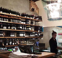 Denn Restaurant - Tweed Heads Accommodation