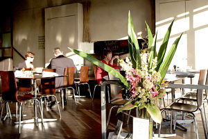 R Bar Restaurant Port Melbourne - Tweed Heads Accommodation 0