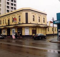Lord Raglan Hotel - Tweed Heads Accommodation