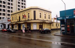 Lord Raglan Hotel - Tweed Heads Accommodation 0
