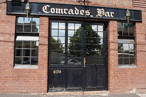 Comrades Bar - Tweed Heads Accommodation 0