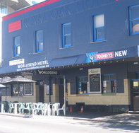 Worldsend Hotel - Tweed Heads Accommodation