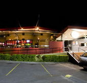 Fitzy's Hotel - Tweed Heads Accommodation