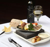 Strathmore Hotel - Tweed Heads Accommodation