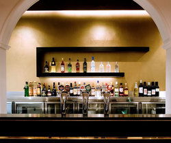 The Sussex Hotel - Tweed Heads Accommodation 2