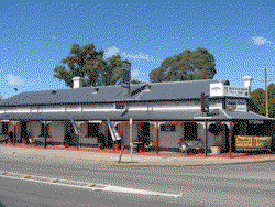 Balhannah Hotel - Tweed Heads Accommodation 2