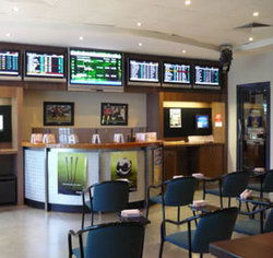 Forest Lake Hotel - Tweed Heads Accommodation 3