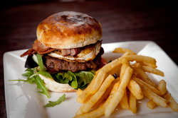 Cross Keys Hotel - Tweed Heads Accommodation 3