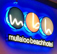 Mullaloo Beach Hotel - Tweed Heads Accommodation