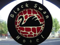 Black Swan Hotel - Tweed Heads Accommodation 0