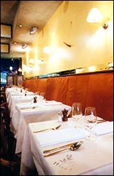 Cooley's Hotel - Tweed Heads Accommodation 1
