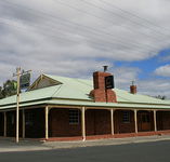 Huntington Tavern - Tweed Heads Accommodation