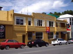 TRC Hotel - Tweed Heads Accommodation 1