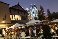 The Lucky Shag Waterfront Bar - Tweed Heads Accommodation 2