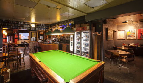 The Fox Hotel - Tweed Heads Accommodation 4