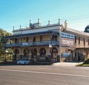 Caledonia Hotel - Tweed Heads Accommodation