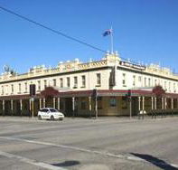 Soden's Australia Hotel - Tweed Heads Accommodation