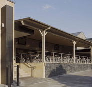 Three Swallows Hotel - Tweed Heads Accommodation