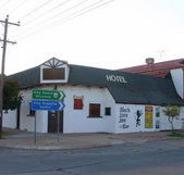 Black Lion Inn Hotel - Tweed Heads Accommodation