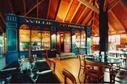 Willie McBrides Irish Bar - Tweed Heads Accommodation 1