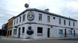 Club Hotel Bairnsdale - Tweed Heads Accommodation 2