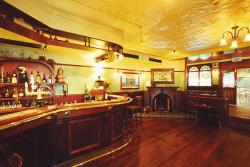 Willie McBrides Irish Bar - Tweed Heads Accommodation 2