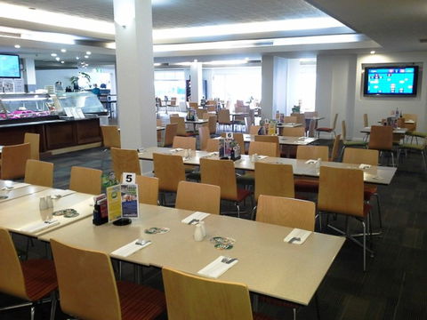 Cairns RSL Social Club Ltd - Tweed Heads Accommodation 6