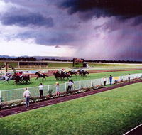 Hawkesbury Race Club - Tweed Heads Accommodation