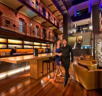 Bluestone Wine Lounge - Tweed Heads Accommodation