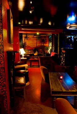 Cafe Lounge - Tweed Heads Accommodation 1
