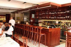 La Brasserie - Tweed Heads Accommodation 1
