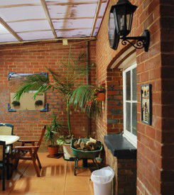 Brookton Club Hotel - Tweed Heads Accommodation 1