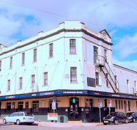 Caledonian Hotel - Tweed Heads Accommodation