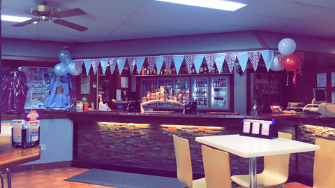 Highland Park Tavern - Tweed Heads Accommodation 1