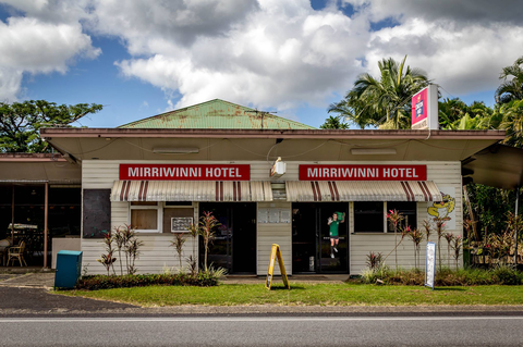 Mirriwinni Hotel - Tweed Heads Accommodation 5