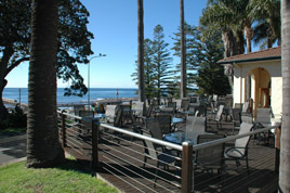 Ocean Beach Hotel - Tweed Heads Accommodation 2