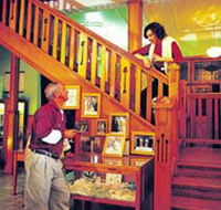 Hotel Corones - Tweed Heads Accommodation