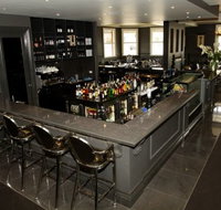 Bunch Of Grapes Hotel - Tweed Heads Accommodation