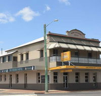 Young Australian Hotel - Tweed Heads Accommodation