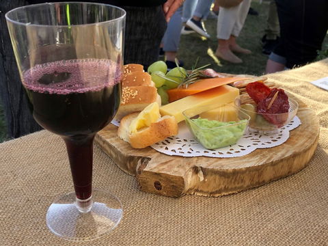 Bridport Summer Party February 2021 - Tweed Heads Accommodation 2