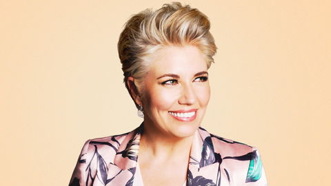 Melinda Schnieder - A Farewell To Doris - Tweed Heads Accommodation 0