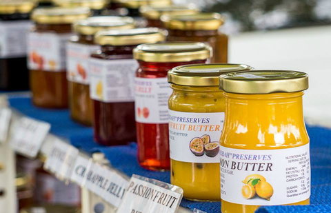 Young And Region Farmers Markets - Tweed Heads Accommodation 2