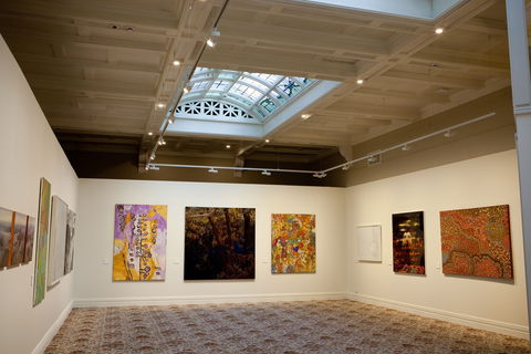 Hadley's Art Prize - Tweed Heads Accommodation 0